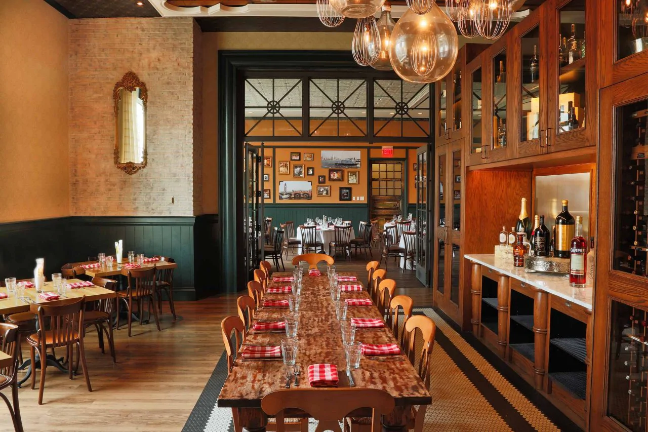 buddy-vs-private-dining-room_2400x1600.jpg.smartresize.0.0.1280.1024
